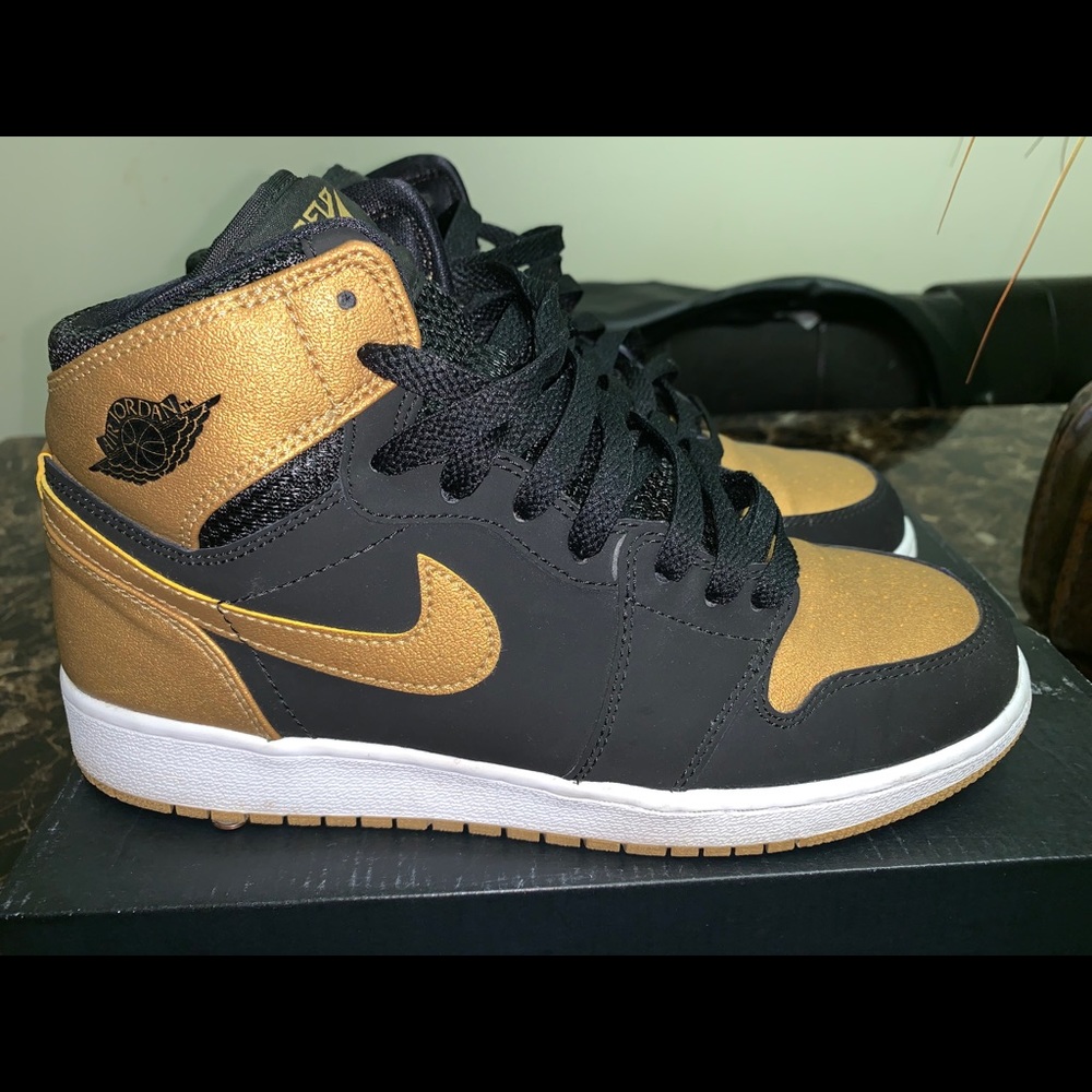 Jordan melo 1s